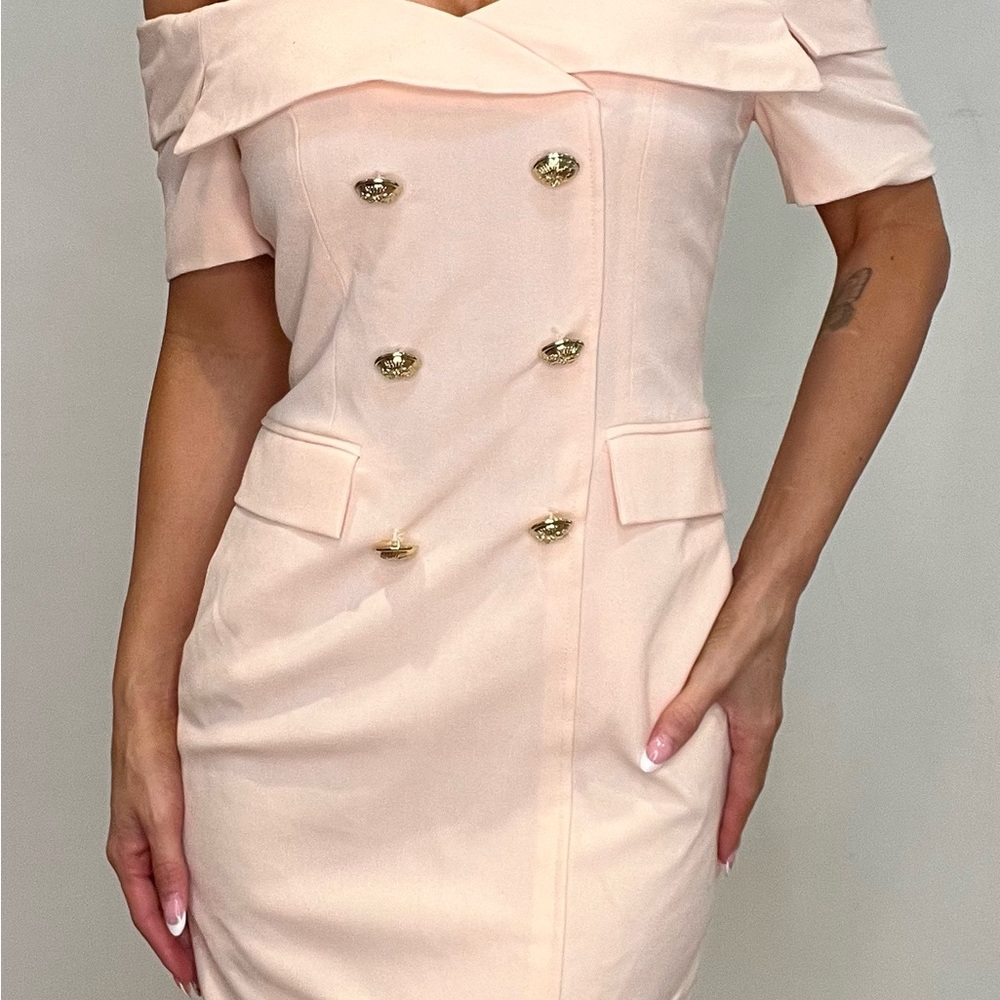 VENUS Elegant Off-Shoulder Pink Dress